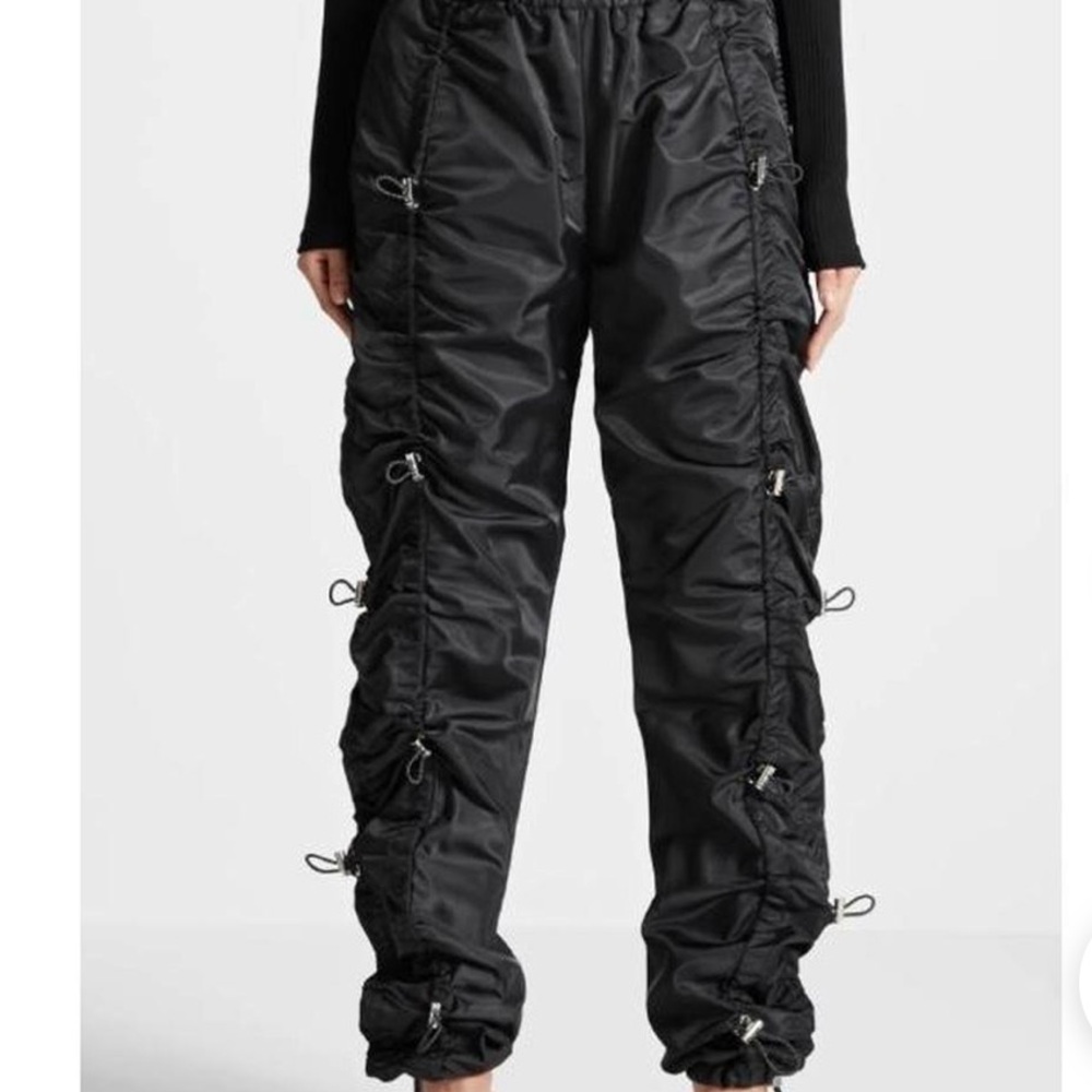 Manière de Voir Pants